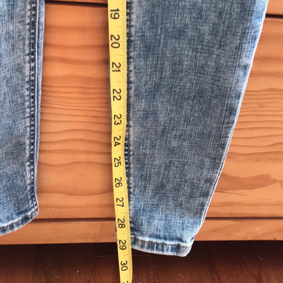 Kut from the Kloth Jeans - Picture 7 of 10